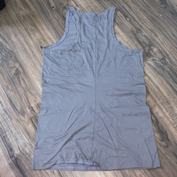 under armour racer back tank - Picture 2 of 3